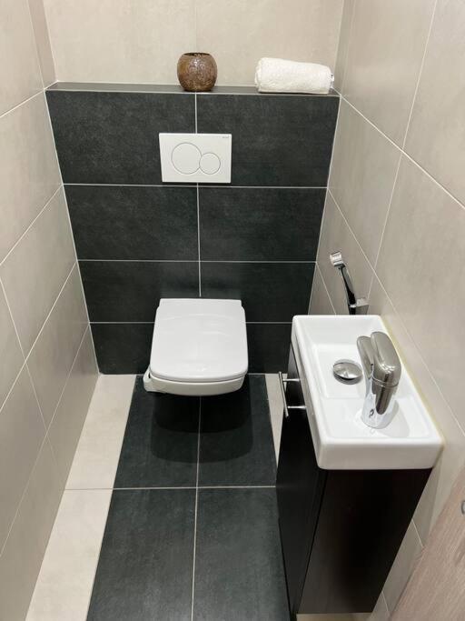 Sparrow Apartmens - Vrabcia Ulica 9, Košice Eksteriør bilde