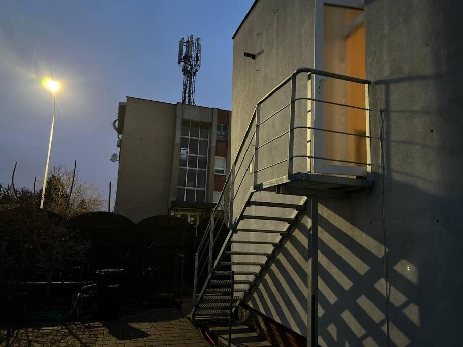 Sparrow Apartmens - Vrabcia Ulica 9, Košice Eksteriør bilde